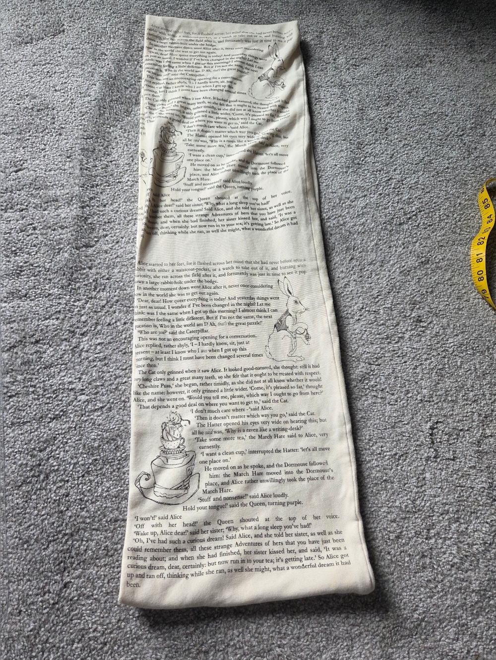 STORISARTS Alice In Wonderland Infinity Scarf Cream